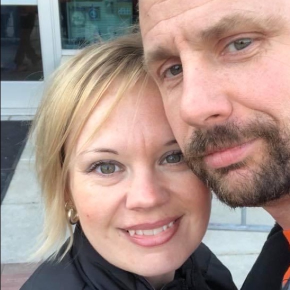 Meet your Posher, Tiffany - Picture 1 of 1